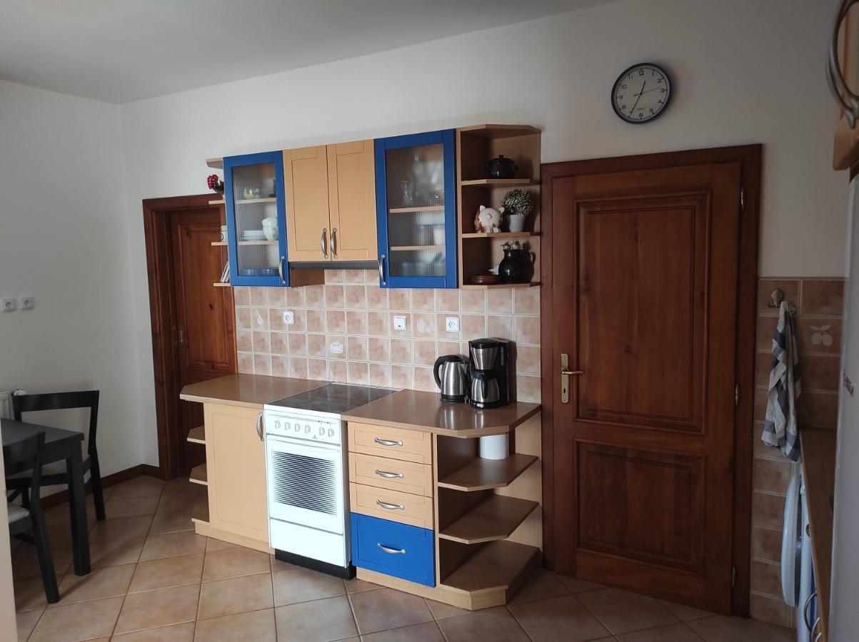 Domo Apartment Středokluky Extérieur photo