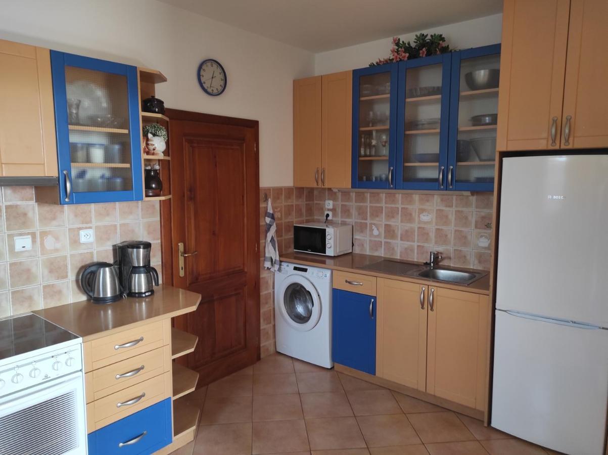 Domo Apartment Středokluky Extérieur photo